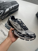 اسنیکر برند OFF WHITE مدل RIGHT BACK