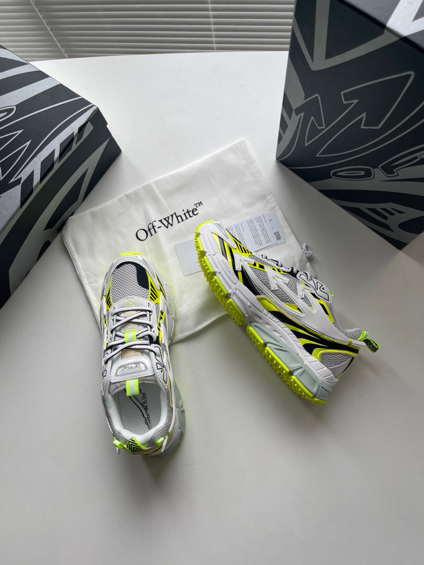 اسنیکر برند OFF WHITE مدل RIGHT BACK
