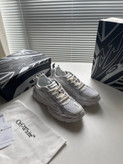 اسنیکر برند OFF WHITE مدل RIGHT BACK
