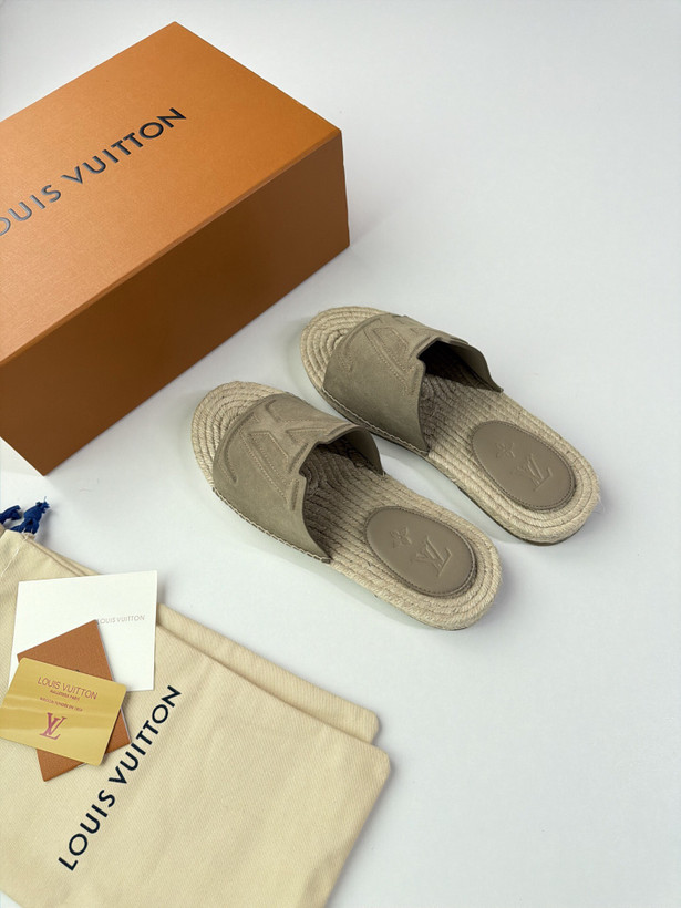 صندل مردانه برند Louis Vuitton