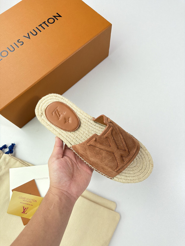 صندل مردانه برند Louis Vuitton
