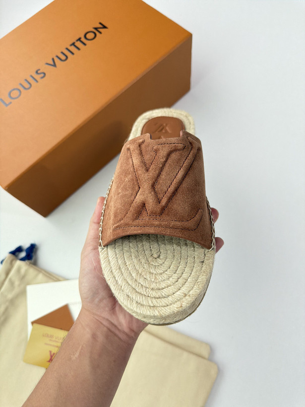 صندل مردانه برند Louis Vuitton