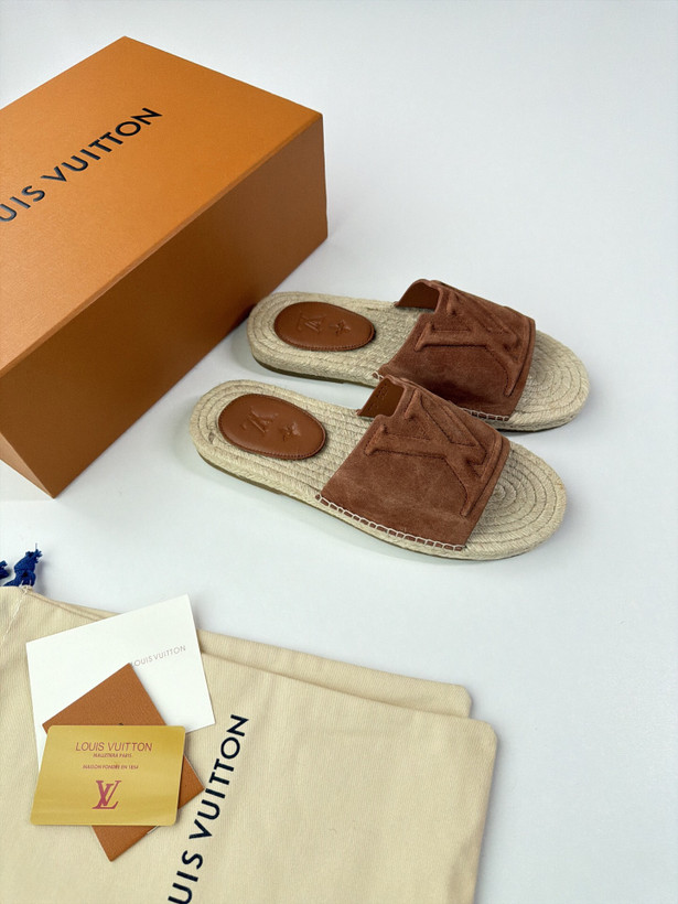 صندل مردانه برند Louis Vuitton