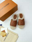 صندل مردانه برند Louis Vuitton