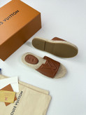 صندل مردانه برند Louis Vuitton