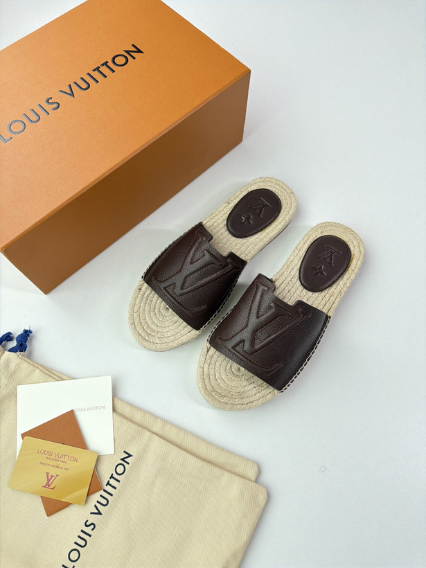 صندل مردانه برند Louis Vuitton