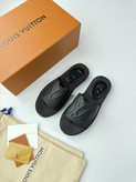 صندل مردانه برند Louis Vuitton