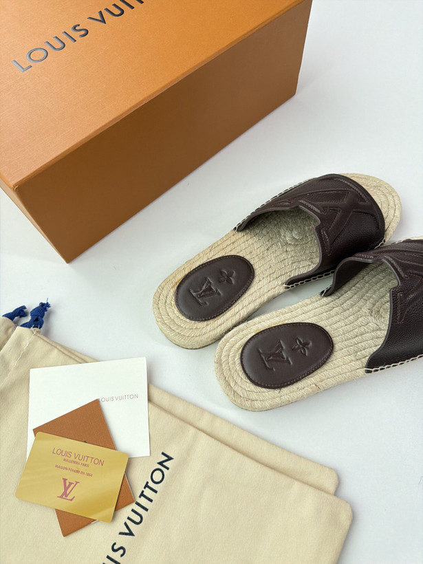 صندل مردانه برند Louis Vuitton