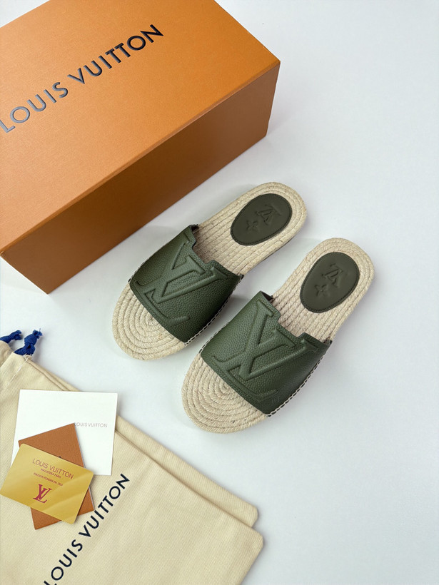 صندل مردانه برند Louis Vuitton