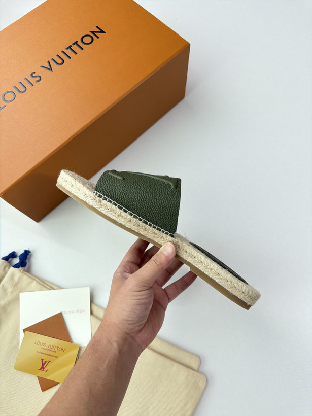 صندل مردانه برند Louis Vuitton