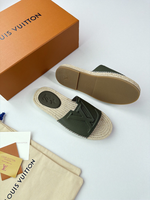 صندل مردانه برند Louis Vuitton