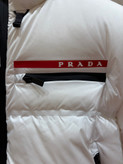 کاپشن زنانه برند Prada