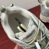 اسنیکر برند OFF-WHITE مدل 2026