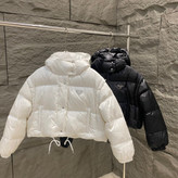 کاپشن زنانه برند Prada