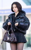 کاپشن زنانه برند Prada