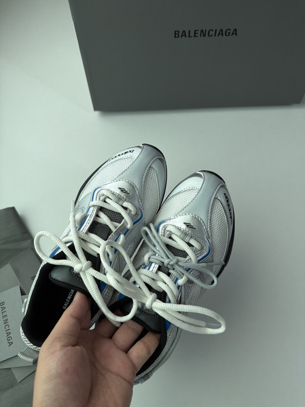 اسنیکر برند Balenciaga مدل Radar 2026