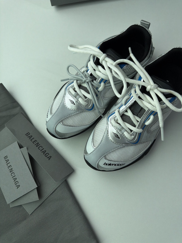 اسنیکر برند Balenciaga مدل Radar 2026