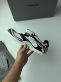 اسنیکر برند Balenciaga مدل Radar 2026