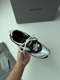 اسنیکر برند Balenciaga مدل Radar 2026