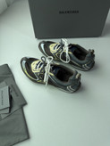 اسنیکر برند Balenciaga مدل Radar 2026