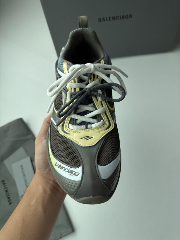 اسنیکر برند Balenciaga مدل Radar 2026