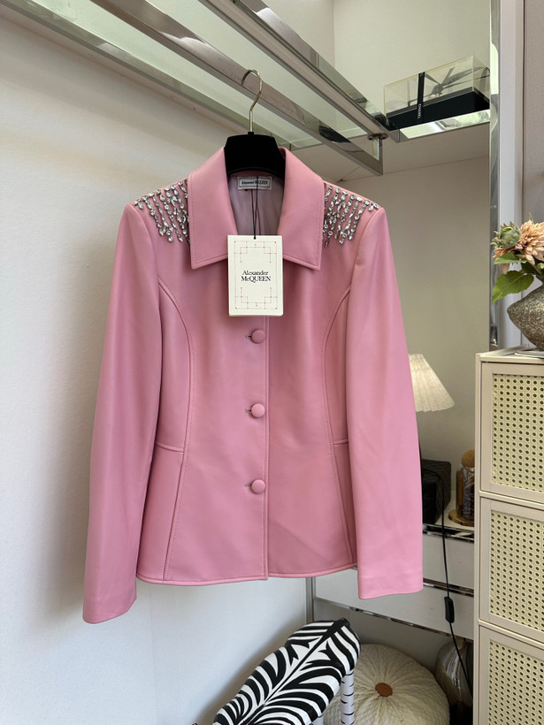 کت چرم زنانه برند Alexander McQueen