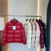 کاپشن زنانه برند Moncler