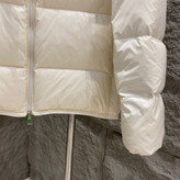 کاپشن زنانه برند Moncler