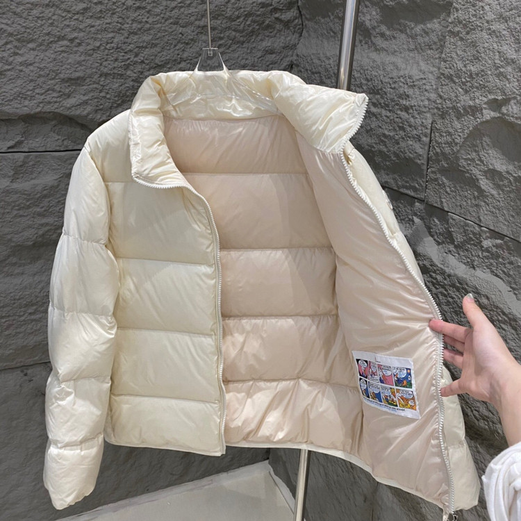 کاپشن زنانه برند Moncler