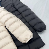 کاپشن زنانه برند Moncler