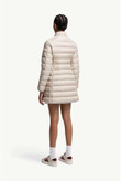 کاپشن زنانه برند Moncler