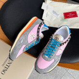 اسنیکر برند Valentino