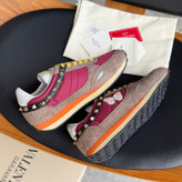 اسنیکر برند Valentino