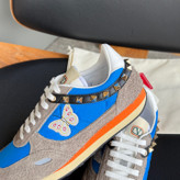 اسنیکر برند Valentino