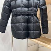 کاپشن زنانه برند Moncler