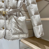 کاپشن زنانه برند Moncler