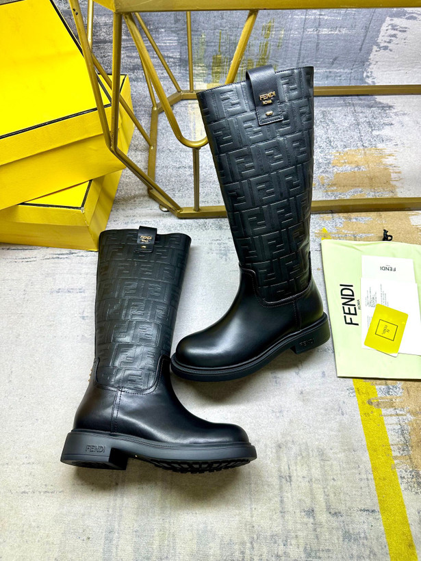 بوت زنانه برند Fendi