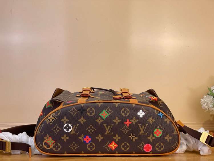 کوله پشتی برند Louis Vuitton