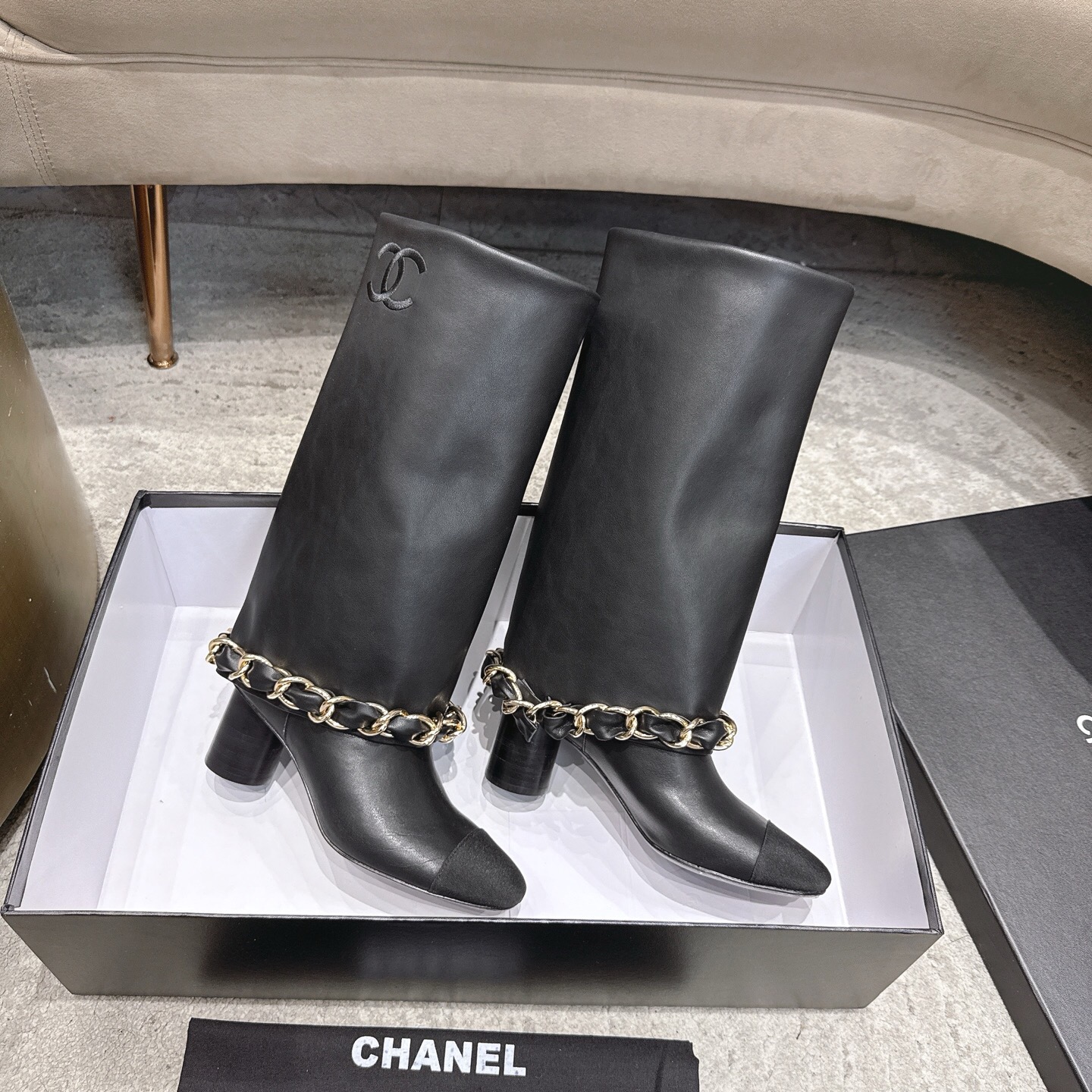 بوت زنانه برند Chanel