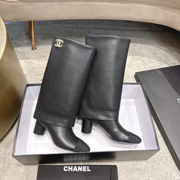 بوت زنانه برند Chanel