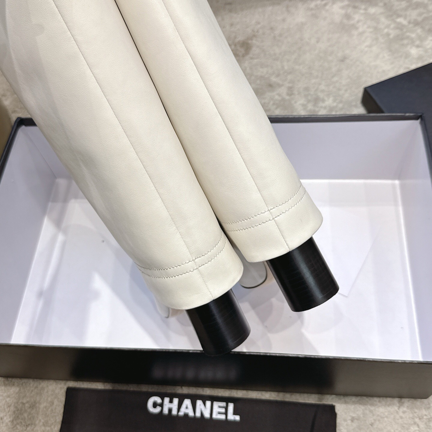 بوت زنانه برند Chanel