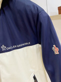 کاپشن برند Moncler
