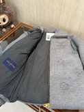 کاپشن برند Louis Vuitton