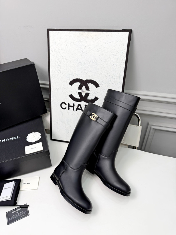 بوت زنانه برند Chanel