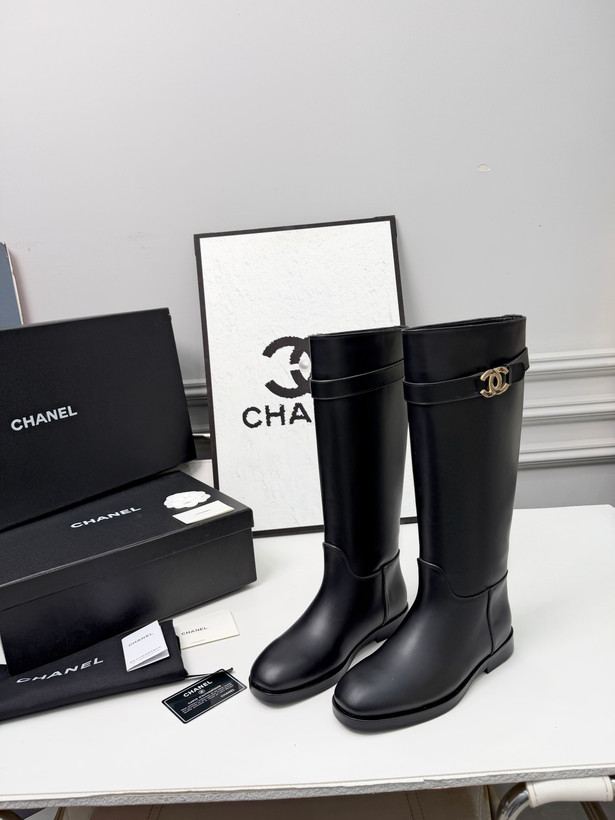 بوت زنانه برند Chanel