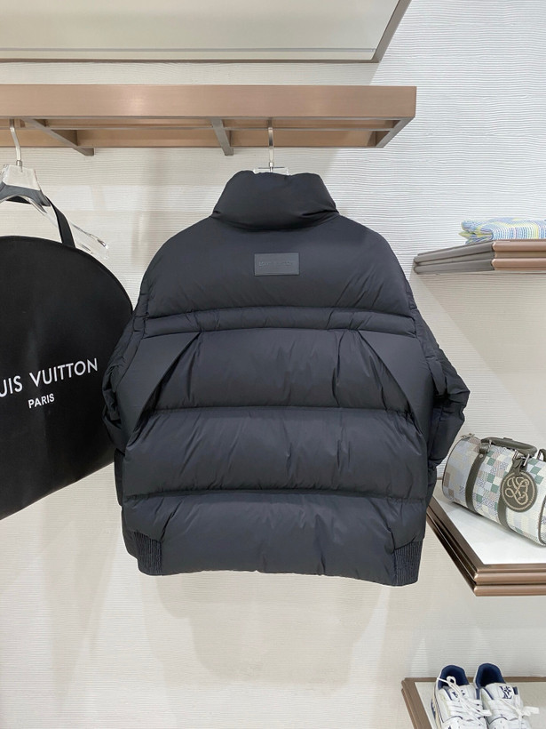 کاپشن مردانه برند Louis Vuitton