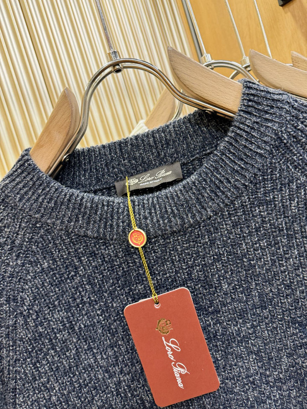 بافت یقه گرد مردانه برند Loro piana