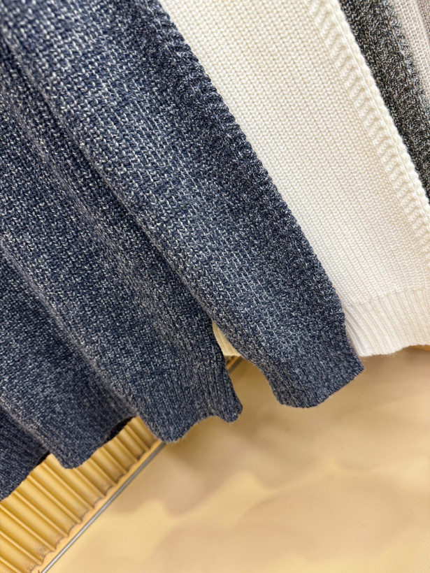 بافت یقه گرد مردانه برند Loro piana