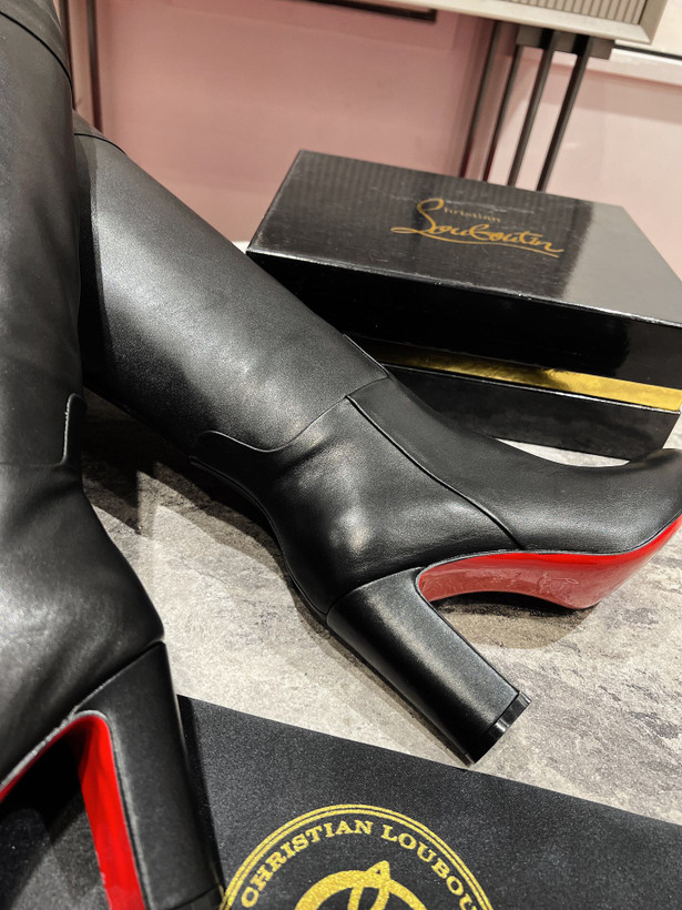 بوت زنانه برند Christian Louboutin