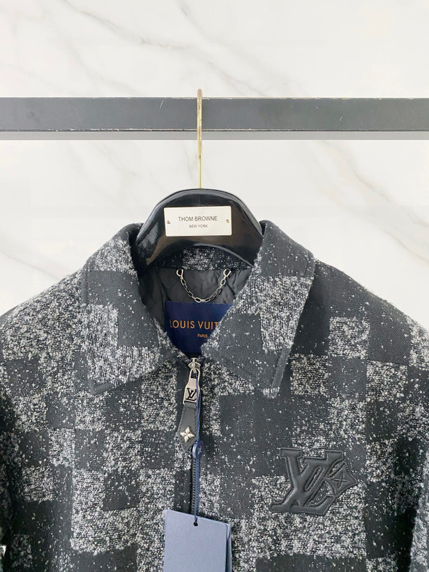 کاپشن مردانه برند Louis Vuitton